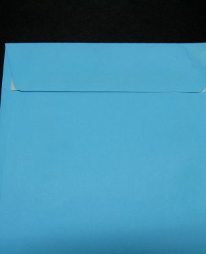 SOBRE CUADRADO 165 x 165 COLOR AZUL CELESTE  - CAJA  250 UNID sobres-visual-mail-color-azul-caja-9477